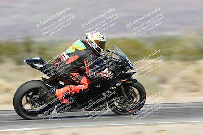 media/Dec-04-2025-Racers Edge (Thu) [[5ebc9f124d]]/2-A Group/4-Session 3 (Turn 2 Inside Speed Pans)/